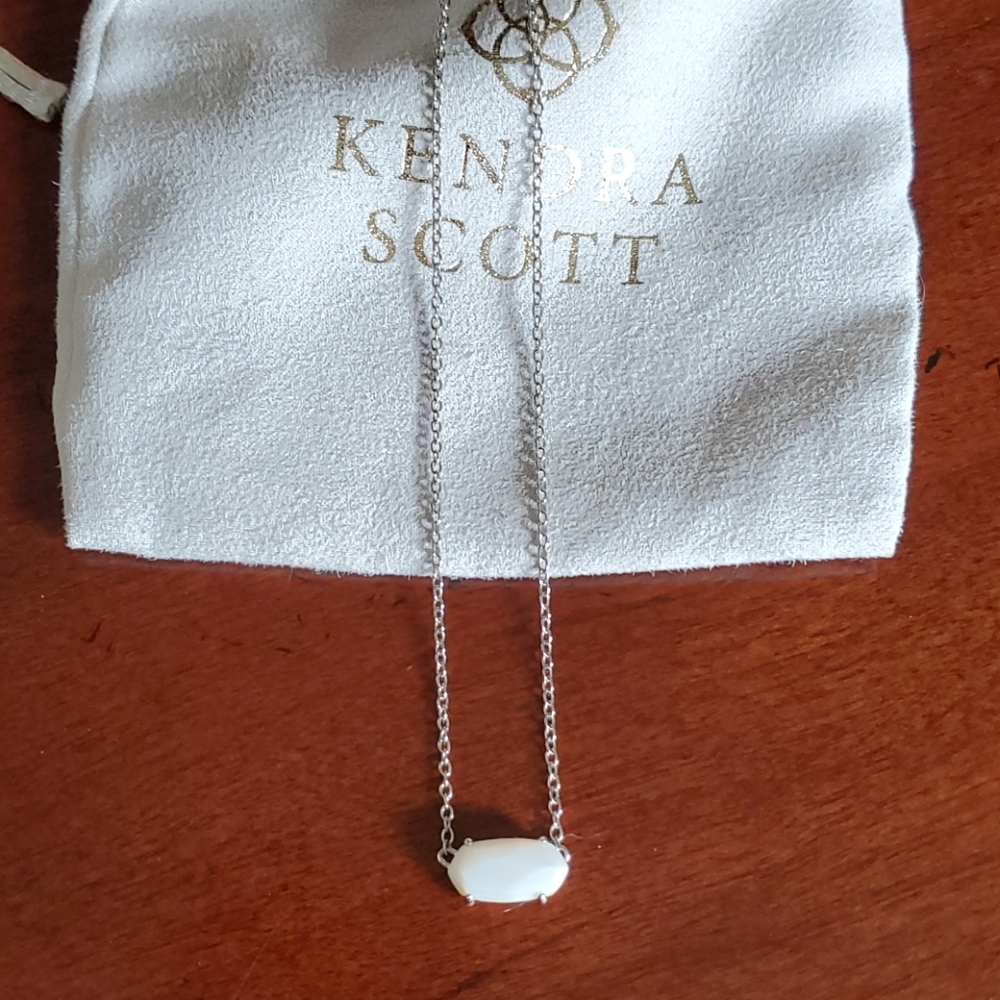 Kendra Scott Necklace